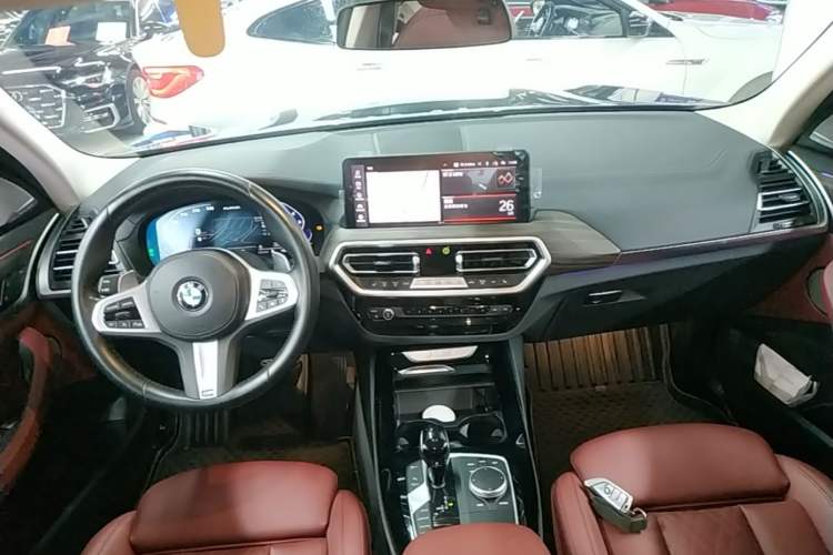 Used BMW X3 2022 xDrive30i Luxury Model M Night Sky Package Center Console
