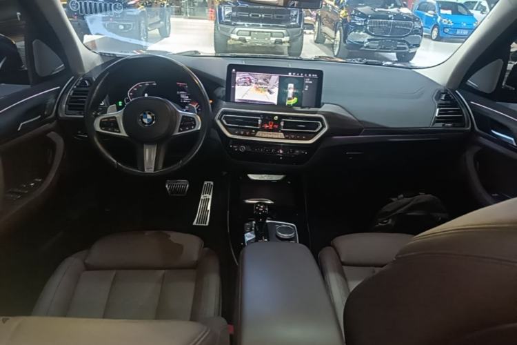 Used BMW X3 2022 xDrive30i Luxury Model M Night Sky Package Center Console