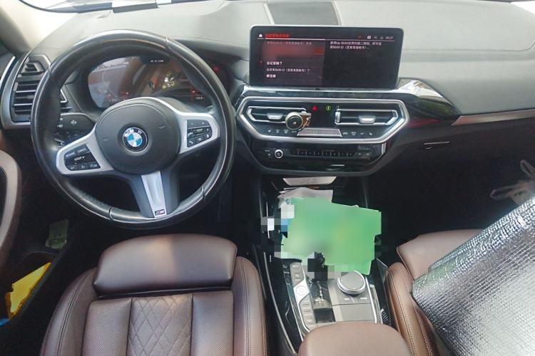 Used BMW X3 2022 xDrive25i M Sport Package Center Console