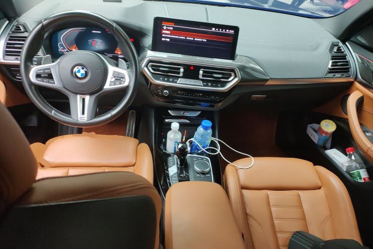 Used BMW X3 2022 M40i Center Console