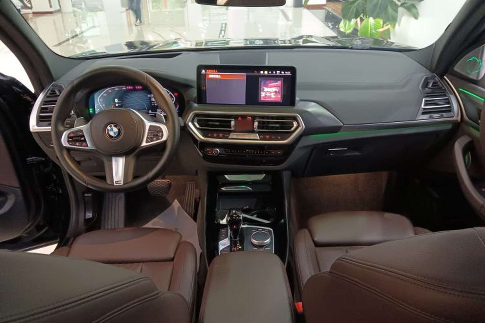 Used BMW X3 2022 xDrive30i Luxury Edition M Night Sky Package Center Console