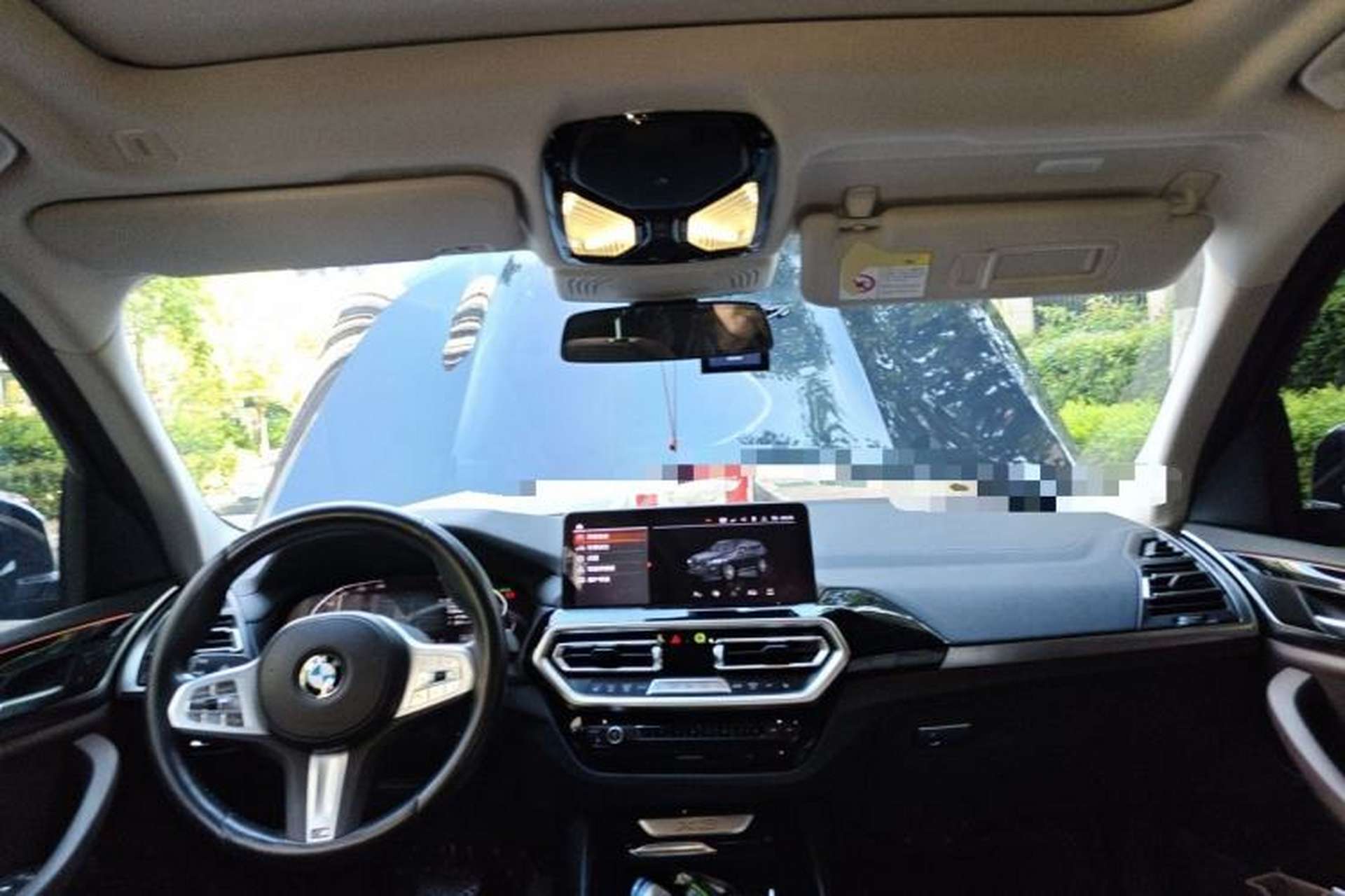 Used BMW X3 2022 xDrive25i M Sport Package Center Console