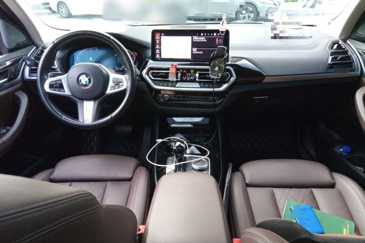 Used BMW X3 2022 xDrive25i M Sport Package Center Console