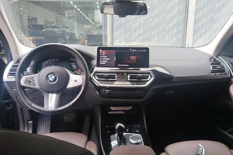 Used BMW X3 2022 Restyled xDrive25i M Sport Package Center Console