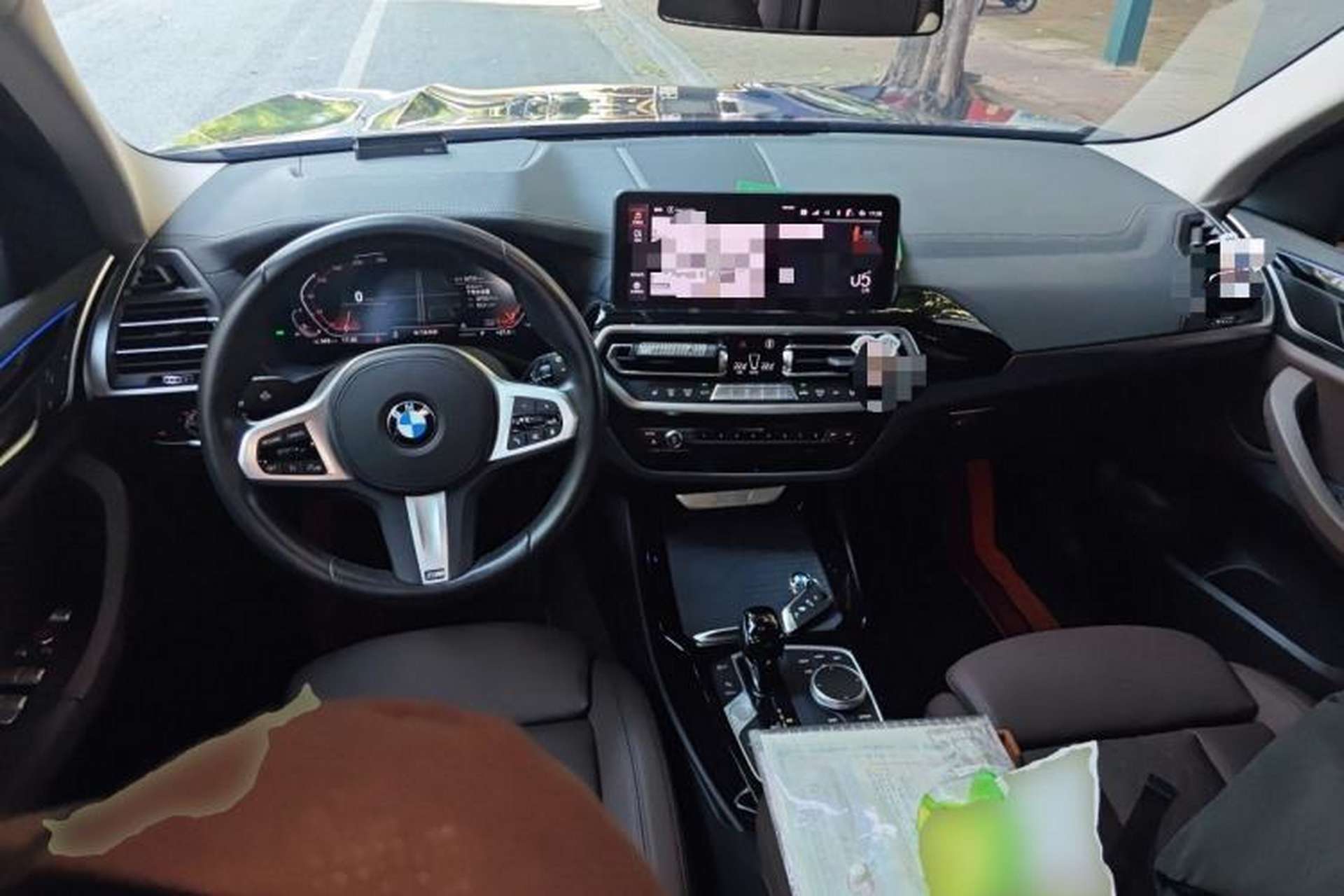 Used BMW X3 2022 xDrive25i M Sport Package Center Console