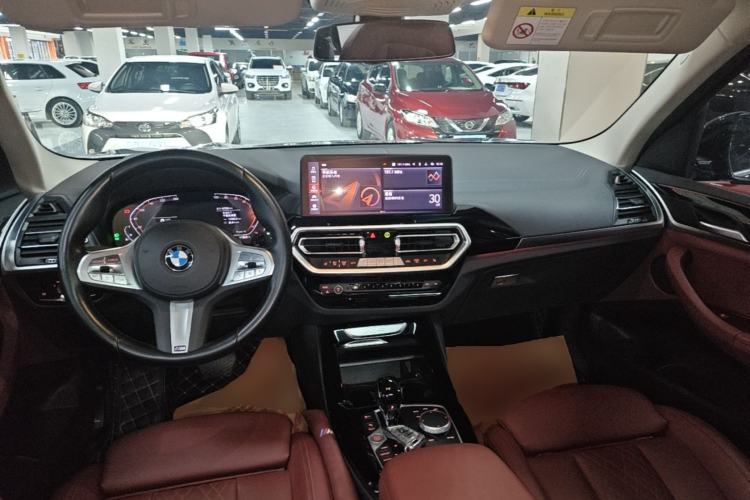 Used BMW X3 2022 Restyled xDrive25i M Sport Package Center Console