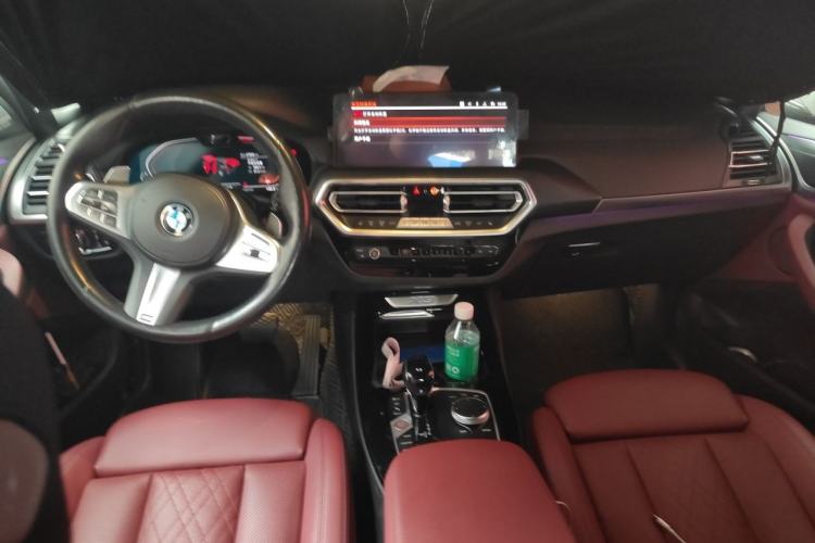 Used BMW X3 2022 Second Facelift xDrive30i Luxury Edition M Night Sky Package Center Console