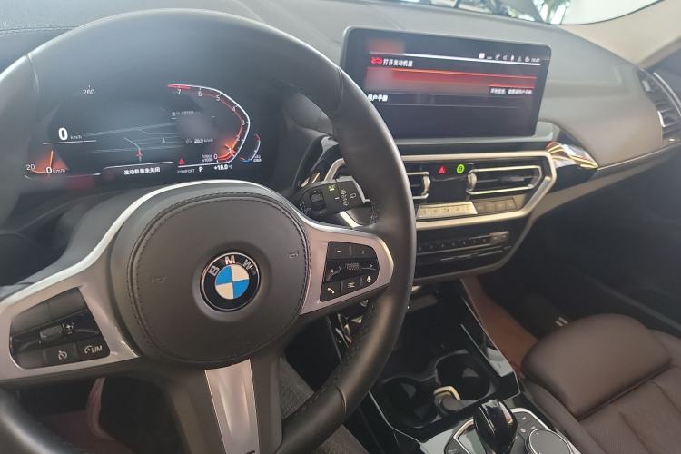 Used BMW X3 2022 xDrive25i M Sport Package Center Console