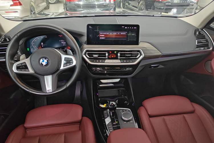 Used BMW X3 2022 xDrive30i Luxury Model M Night Sky Package Center Console