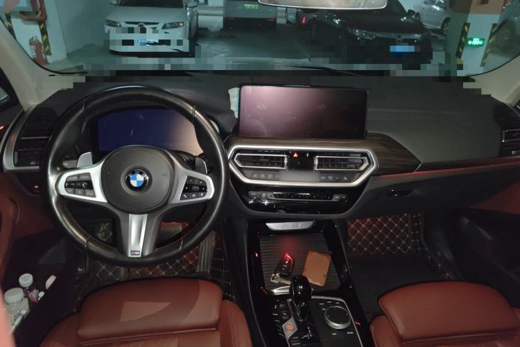 Used BMW X3 2022 xDrive30i Luxury Model M Night Sky Package Center Console