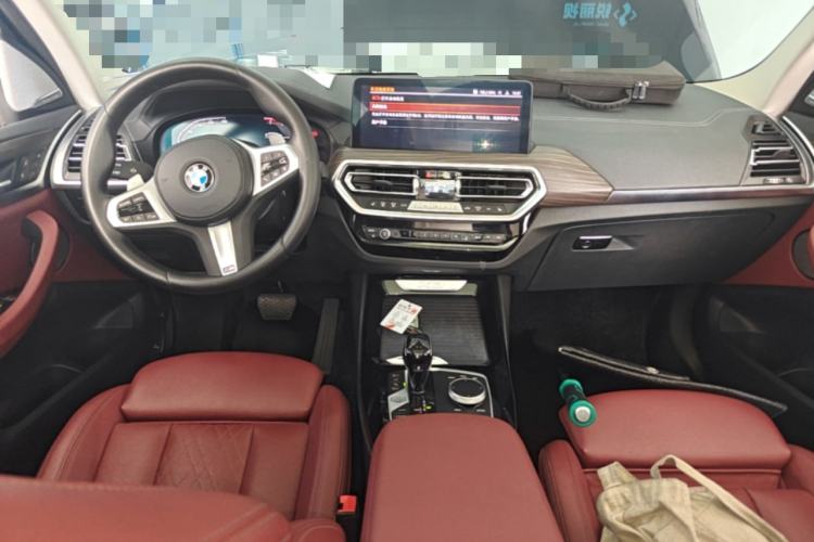 Used BMW X3 2022 Facelift xDrive30i Luxury Edition M Night Edition Package Center Console