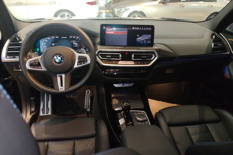 Used BMW X3 2022 M40i Center Console