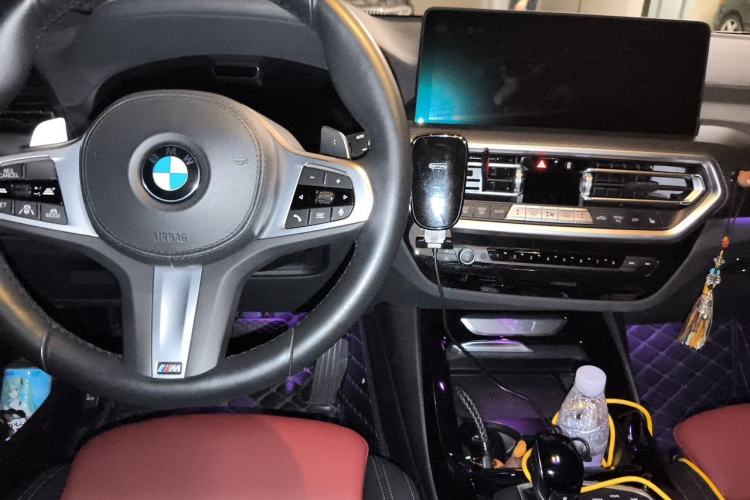 Used BMW X3 2022 Restyled xDrive30i Luxury Edition M Night Sky Package Center Console