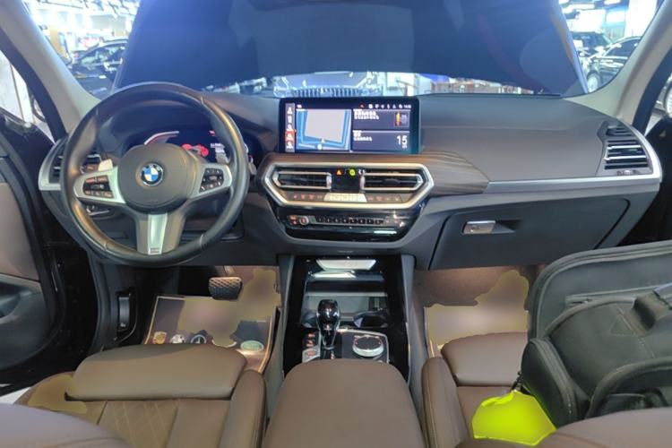 Used BMW X3 2022 xDrive30i Luxury Model M Night Sky Package Center Console