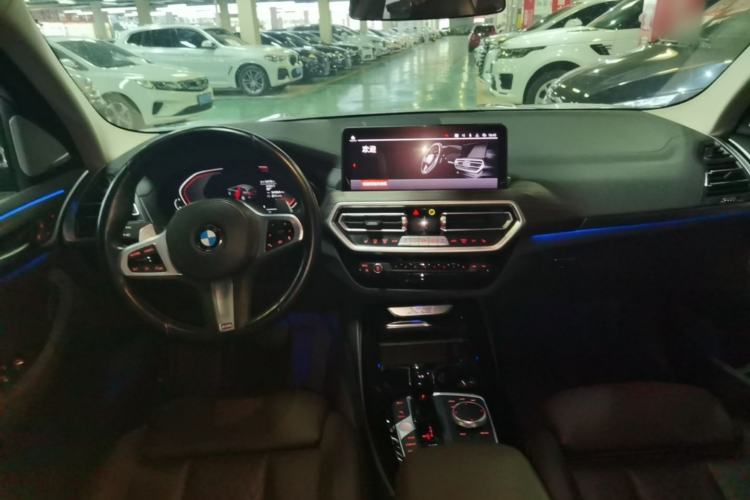 Used BMW X3 2022 xDrive30i Luxury Model M Night Sky Package Center Console