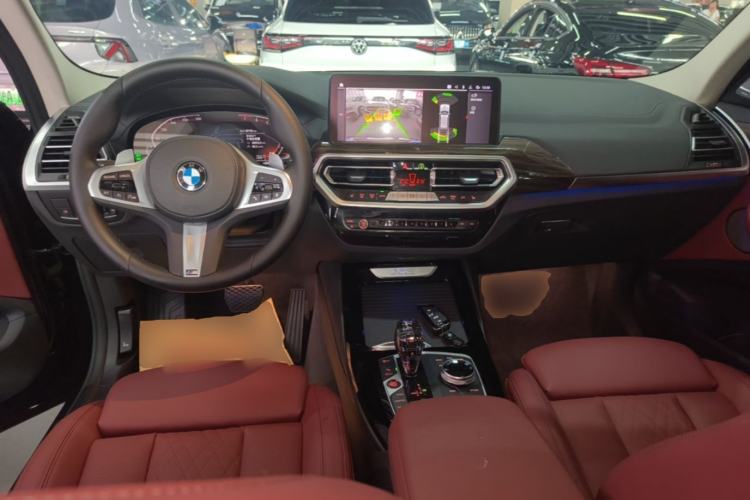 Used BMW X3 2022 xDrive30i Luxury Model M Night Sky Package Center Console