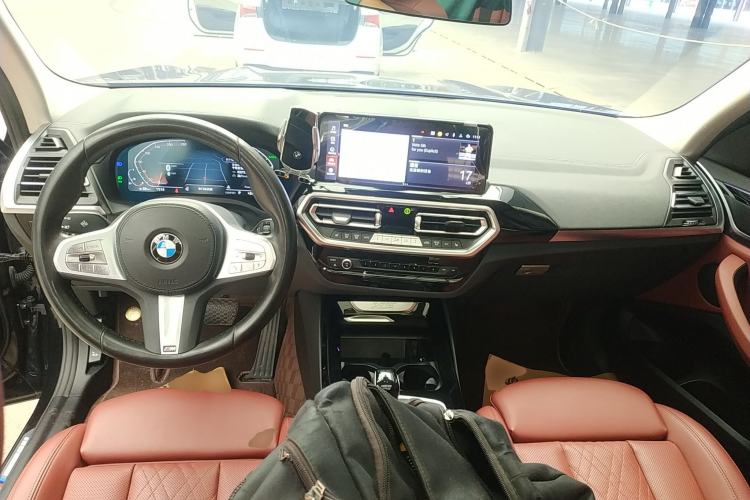 Used BMW X3 2022 Restyled xDrive25i M Sport Package Center Console
