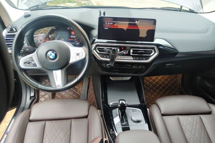 Used BMW X3 2022 Restyled xDrive25i M Sport Package Center Console