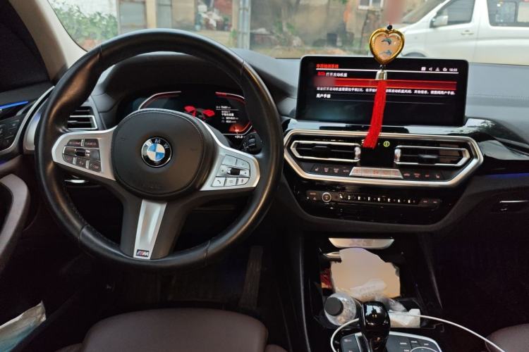 Used BMW X3 2022 xDrive25i M Sport Package Center Console
