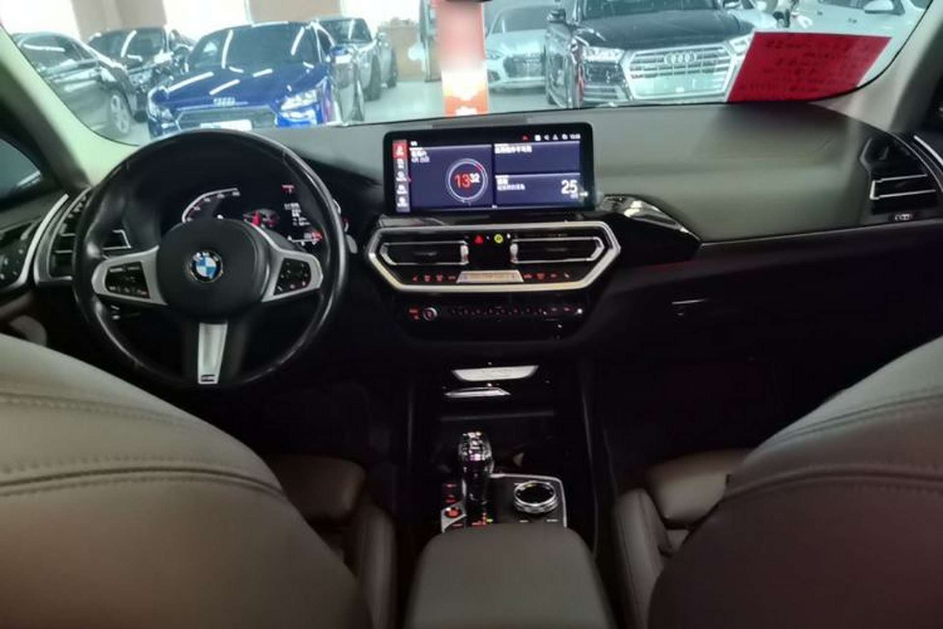 Used BMW X3 2022 xDrive25i M Sport Package Center Console