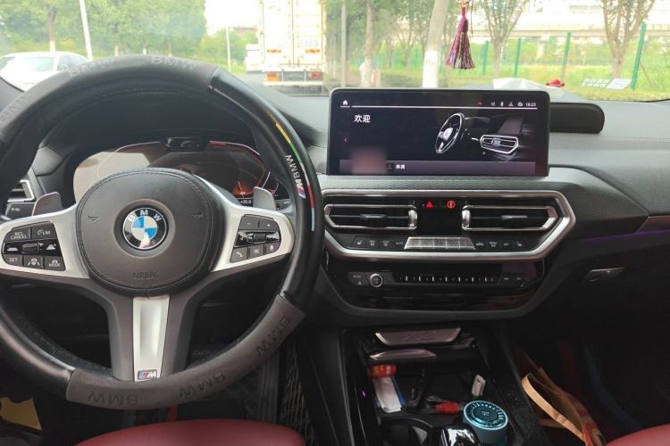 Used BMW X3 2022 Restyled xDrive30i Luxury Edition M Night Sky Package Center Console