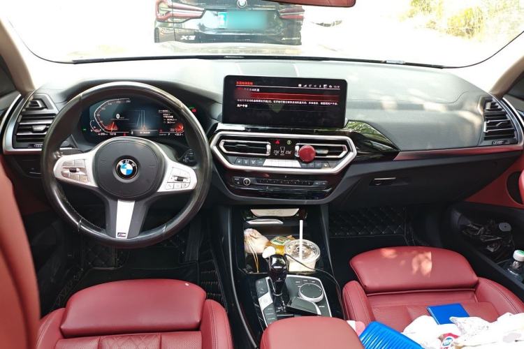Used BMW X3 2022 xDrive25i M Sport Package Center Console