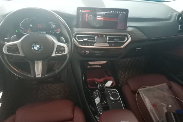 Used BMW X3 2022 Facelift xDrive30i Luxury Edition M Night Edition Package Center Console