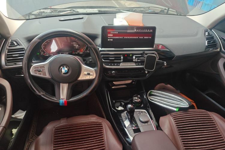 Used BMW X3 2022 Restyled xDrive25i M Sport Package Center Console
