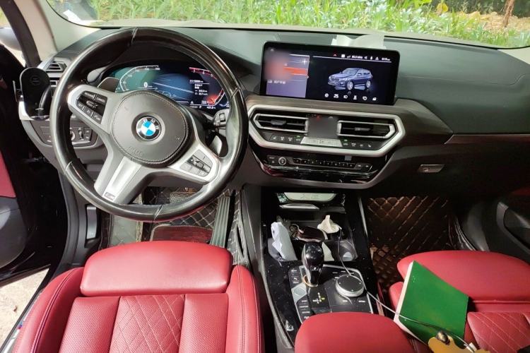 Used BMW X3 2022 xDrive30i Luxury Model M Night Sky Package Center Console
