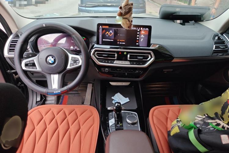 Used BMW X3 2022 Restyled xDrive25i M Sport Package Center Console