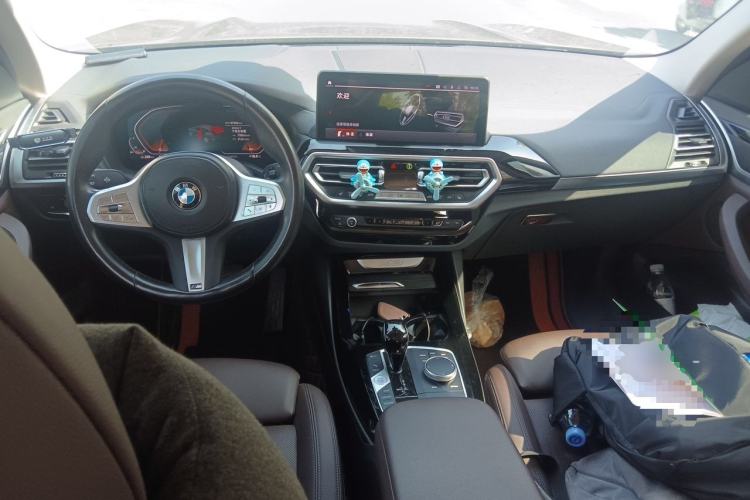 Used BMW X3 2022 Restyled xDrive25i M Sport Package Center Console