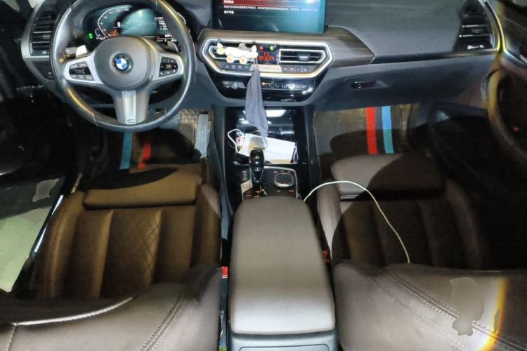 Used BMW X3 2022 Facelift xDrive30i Luxury Edition M Night Edition Package Center Console