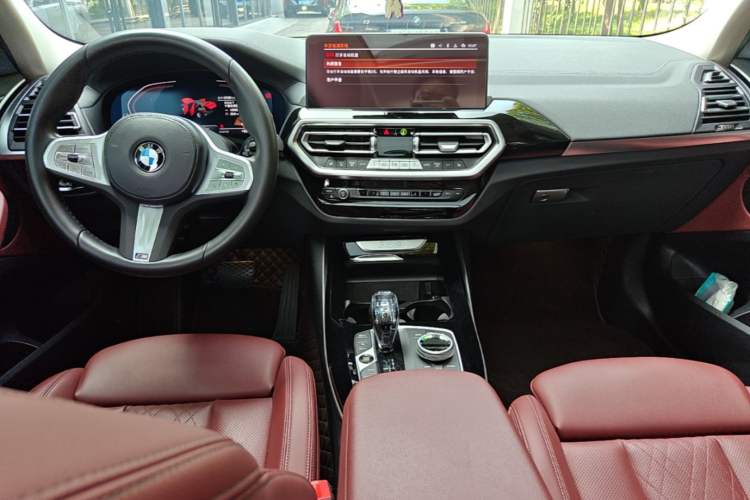Used BMW X3 2022 Restyled xDrive25i M Sport Package Center Console