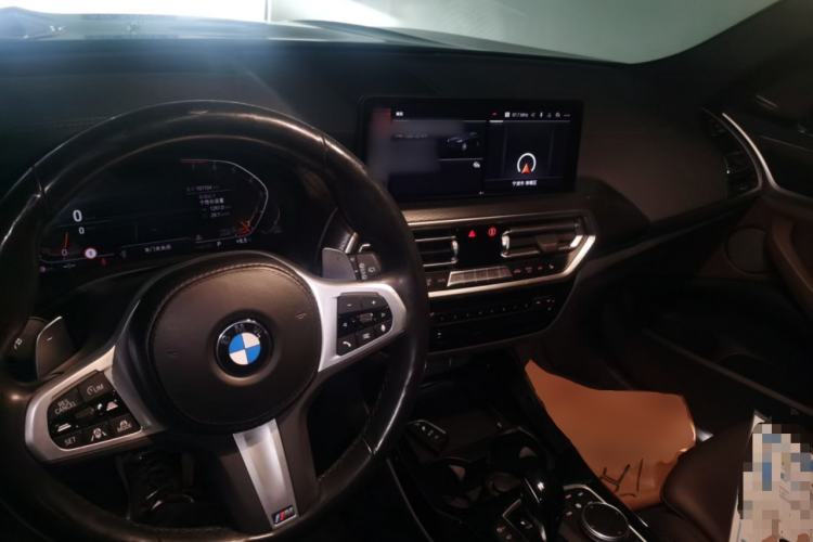Used BMW X3 2022 xDrive30i Luxury Edition M Night Sky Package Center Console