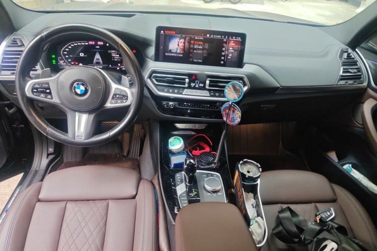 Used BMW X3 2022 xDrive30i Luxury Edition M Night Sky Package Center Console