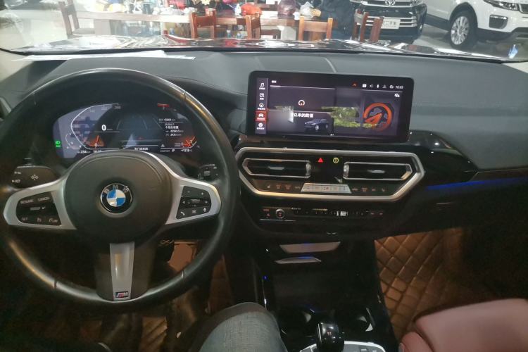 Used BMW X3 2022 Restyled xDrive25i M Sport Package Center Console