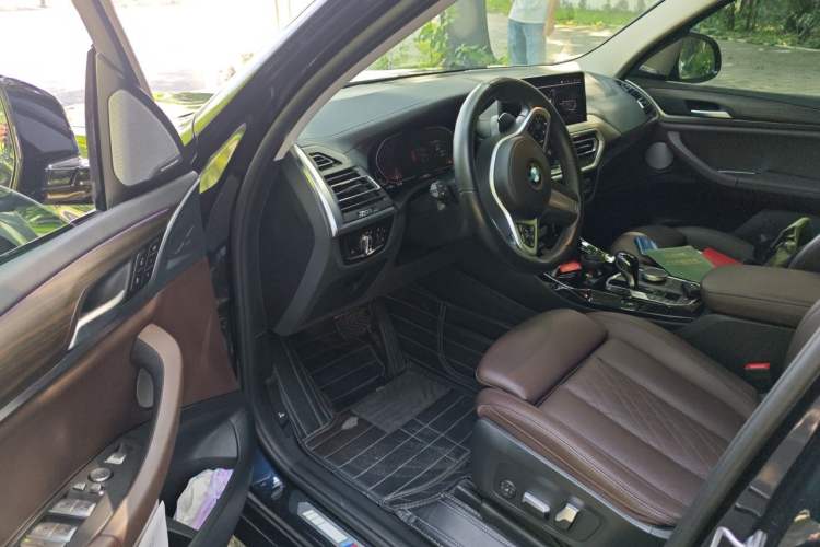 Used BMW X3 2022 xDrive30i Luxury Model M Night Sky Package Driver Seat