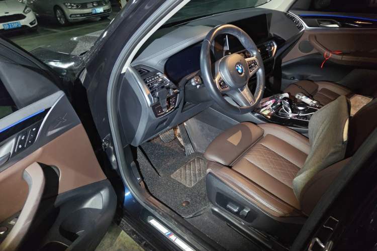 Used BMW X3 2022 xDrive25i M Sport Package Driver Seat