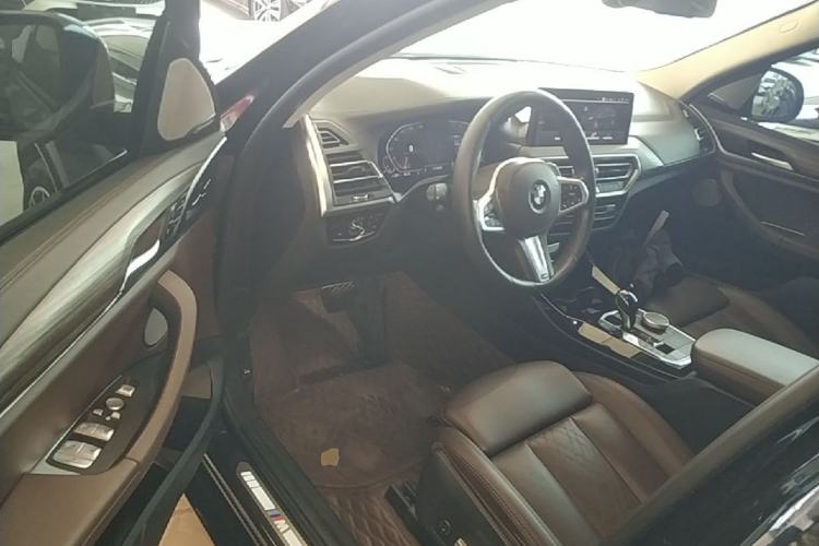 Used BMW X3 2022 xDrive30i Luxury Model M Night Sky Package Driver Seat