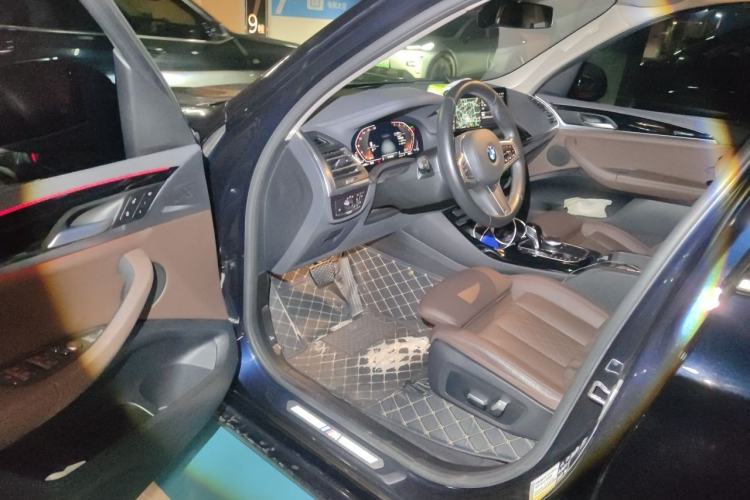 Used BMW X3 2022 xDrive25i M Sport Package Driver Seat