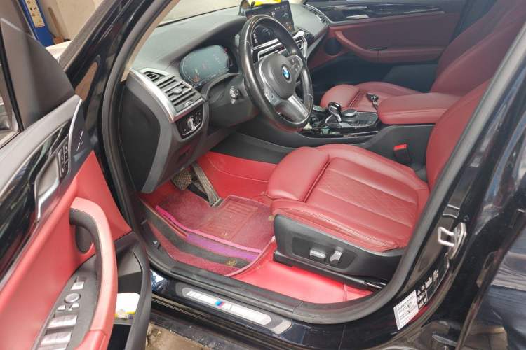 Used BMW X3 2022 xDrive25i M Sport Package Driver Seat