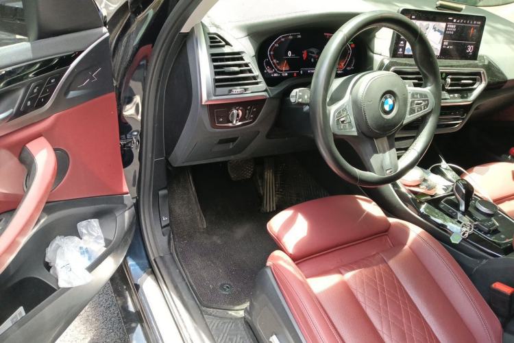 Used BMW X3 2022 xDrive25i M Sport Package Driver Seat
