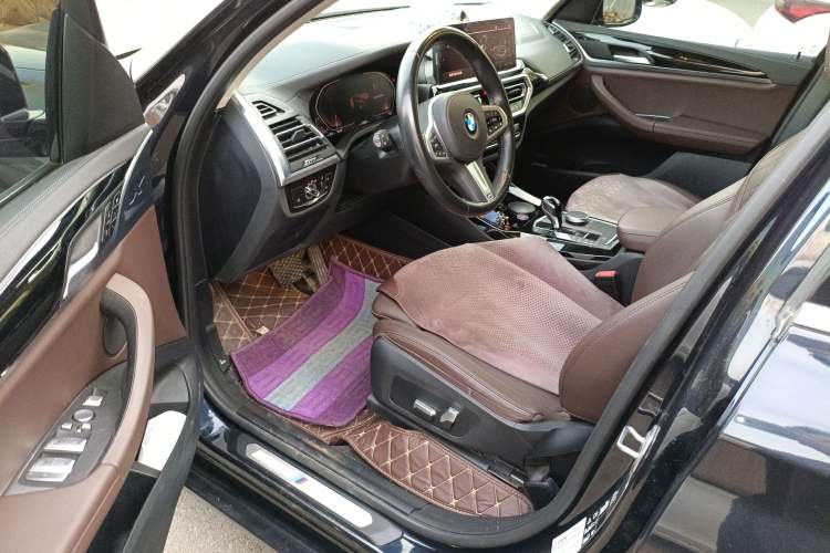 Used BMW X3 2022 xDrive25i M Sport Package Driver Seat