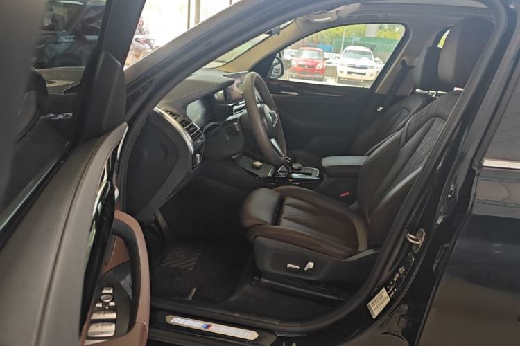 Used BMW X3 2022 xDrive25i M Sport Package Driver Seat