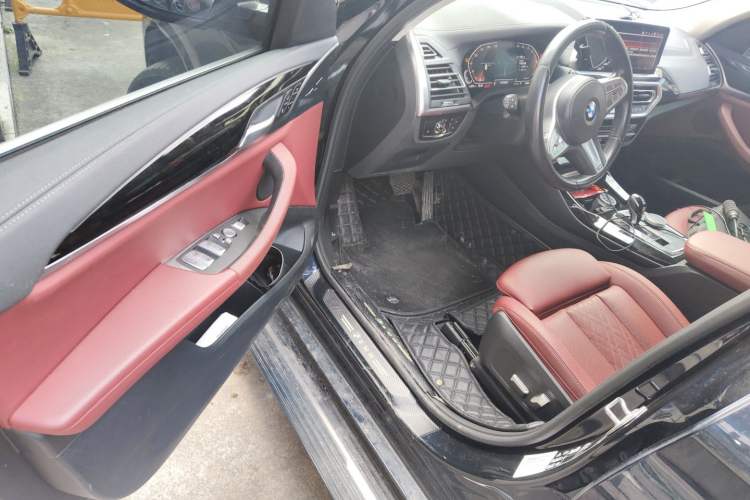 Used BMW X3 2022 Restyled xDrive25i M Sport Package Driver Seat