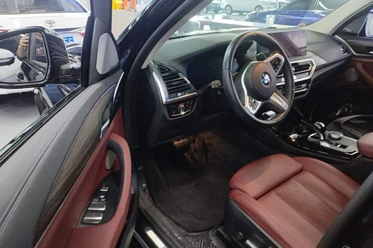Used BMW X3 2022 xDrive30i Luxury Model M Night Sky Package Driver Seat