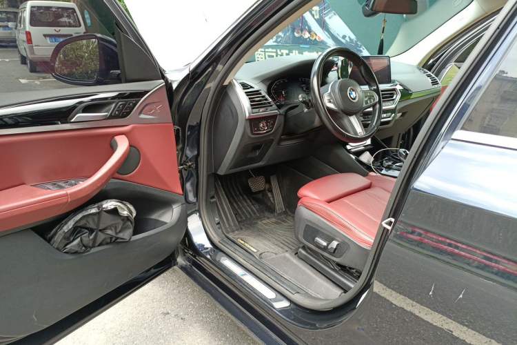 Used BMW X3 2022 Restyled xDrive25i M Sport Package Driver Seat