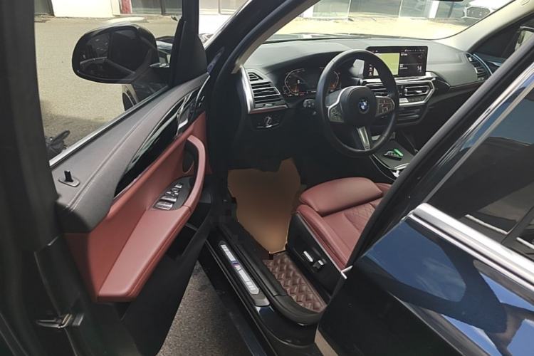 Used BMW X3 2022 xDrive25i M Sport Package Driver Seat
