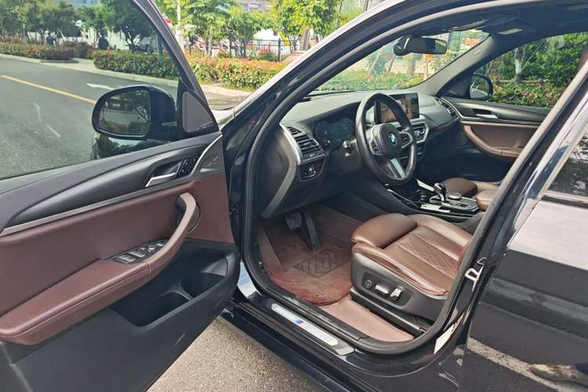 Used BMW X3 2022 xDrive30i Luxury Model M Night Sky Package Driver Seat
