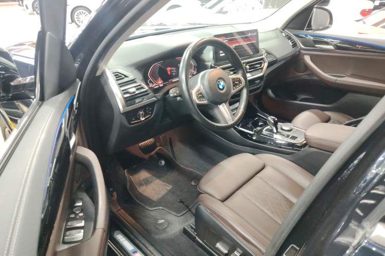 Used BMW X3 2022 xDrive25i M Sport Package Driver Seat